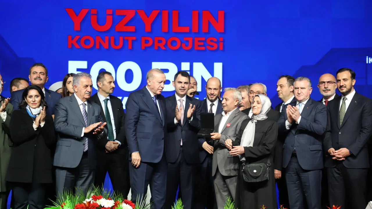 TOKİ’den 500 Bin Sosyal Konut Hamlesi: Başvurular Başlıyor! Kura Ve Teslim Tarihleri Açıklandı