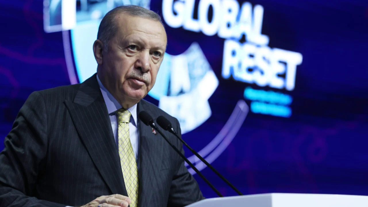 Türkiye Tüm Gövdesini Taşın Altına Koymaya Hazırdır